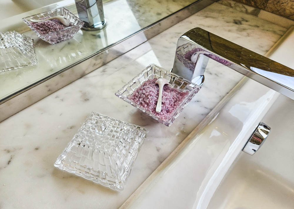 Bath salts Ritz-Carlton, Millenia Singapore