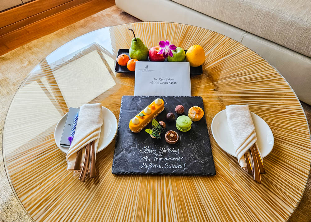 Ritz-Carlton, Millenia Singapore Complimentary Treats