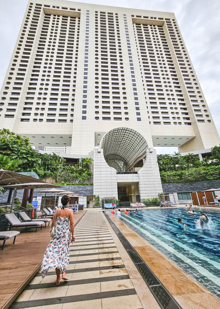 Ritz-Carlton, Millenia Singapore Pool