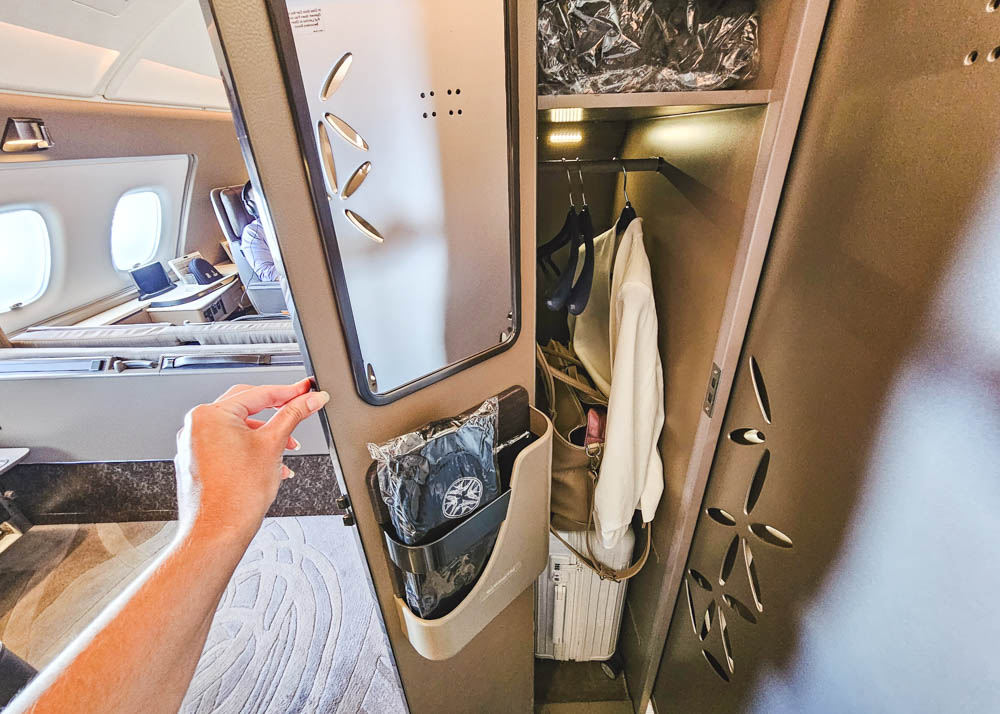 Singapore Airlines A380 First Class Suites Closet