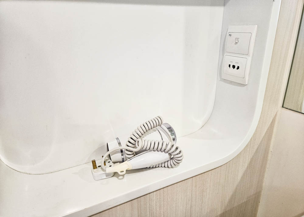 YOTELAIR Singapore Changi Airport Hair Dryer