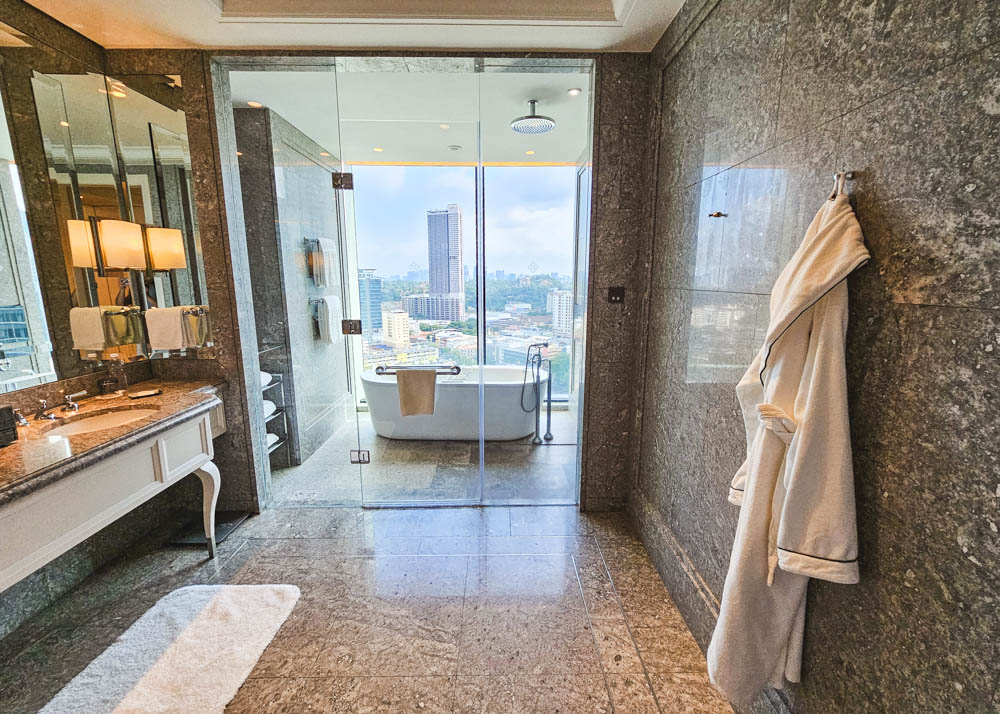 St Regis Kuala Lumpur St Regis Suite Bathroom