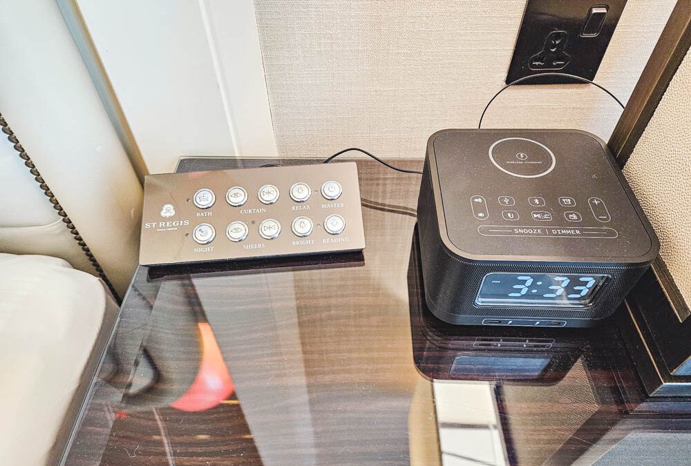 St Regis Kuala Lumpur Wireless Charger