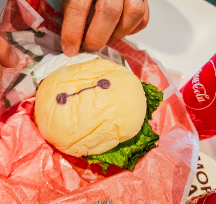 Baymax Burger at Tomorrowland Terrace Tokyo Disneyland