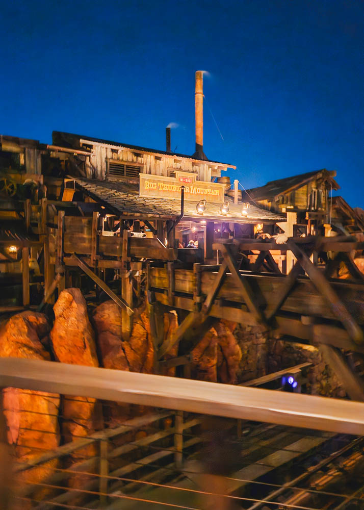 Tokyo Disneyland Big Thunder Mountain